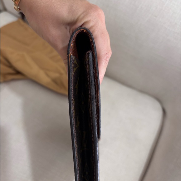 Authentic Louis Vuitton Pochette Ministre 1970s documents case - Picture 13 of 13